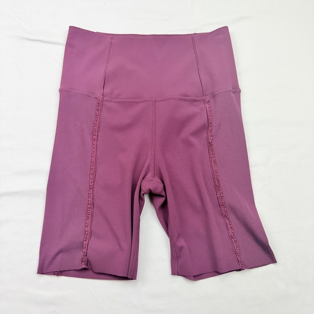 Nike DriFit High Waist Women's Mauve Bike Shorts
